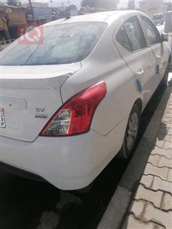 نيسان فيرسا